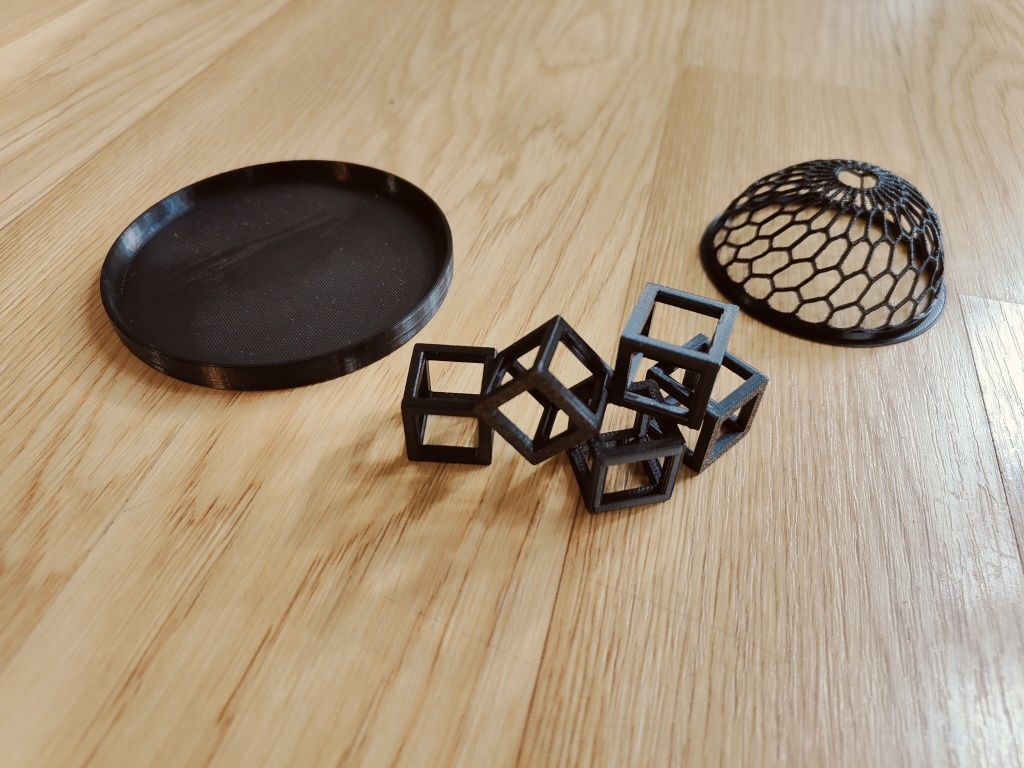 Krewetkarium krewetki karmnik,kostki cube, kopułka na mech