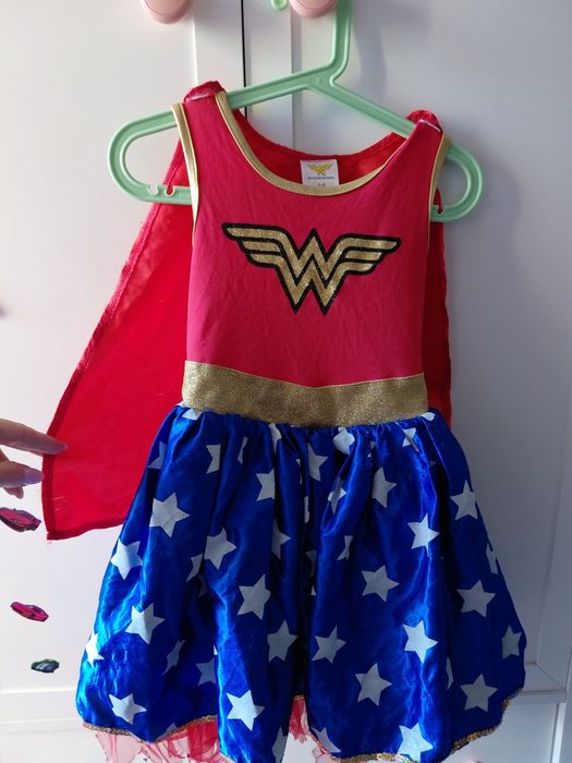 Stroj wonder woman 5-6 lat