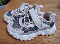 Buty sportowe Sprandi 25