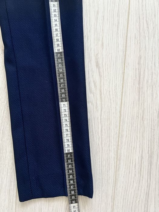 Брючний костюм темного синього кольору