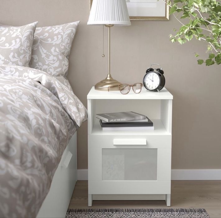 2 Mesas de Cabeceira - IKEA