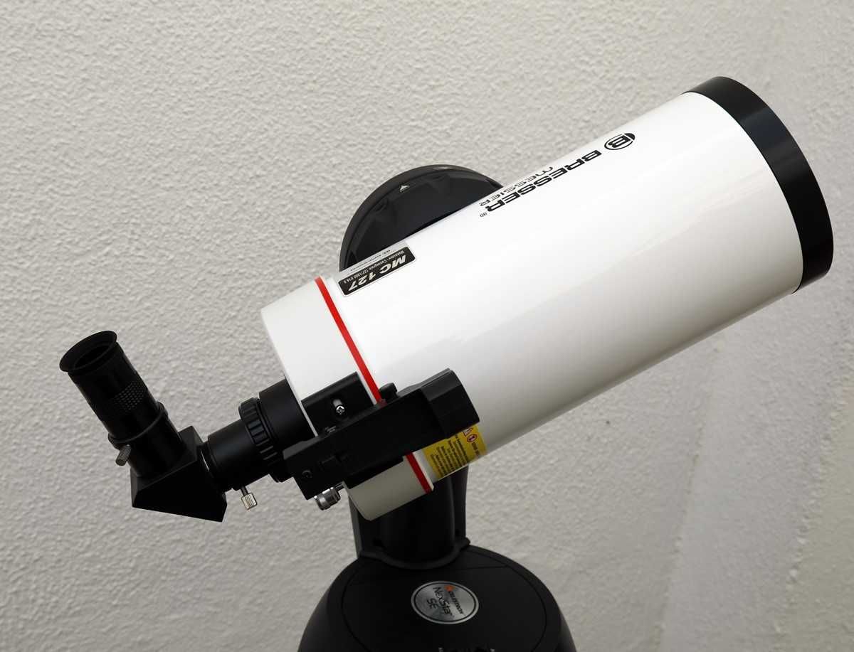 Telescópio Bresser Mak com montagem Celestron NexStar