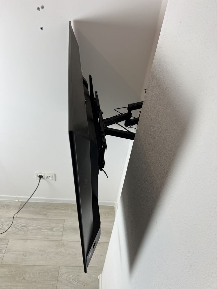 Telewizor Sony Bravia 97 cm / 56 cm / przekatna 111 cm