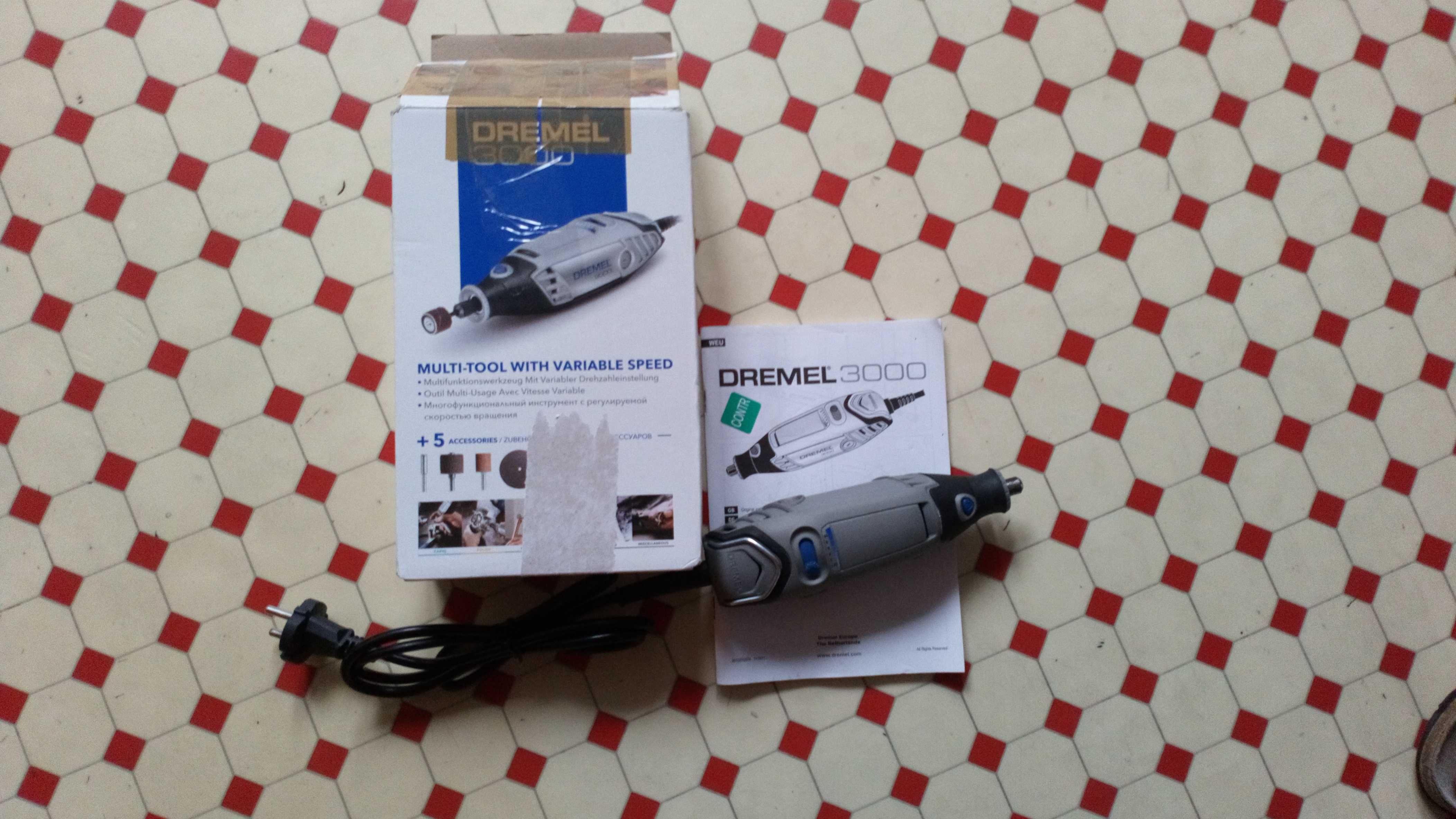 Multiszlifierka DREMEL 3000