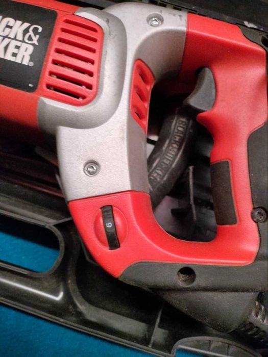 Piła szablasta Black decker