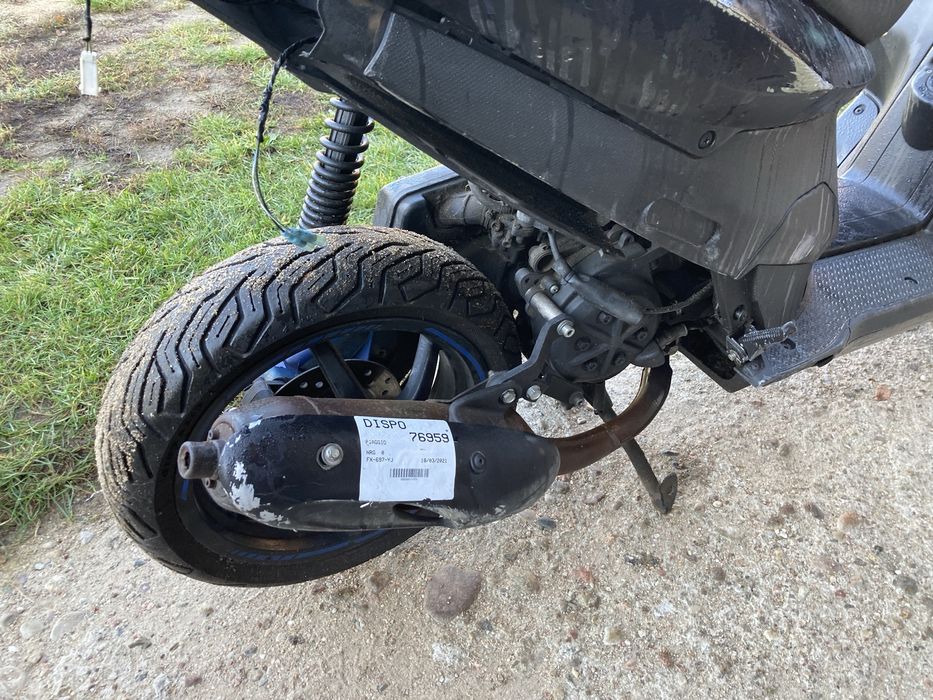 Piaggio Nrg 50 2t 21r na części moduł lampa osłony linka siedzenie