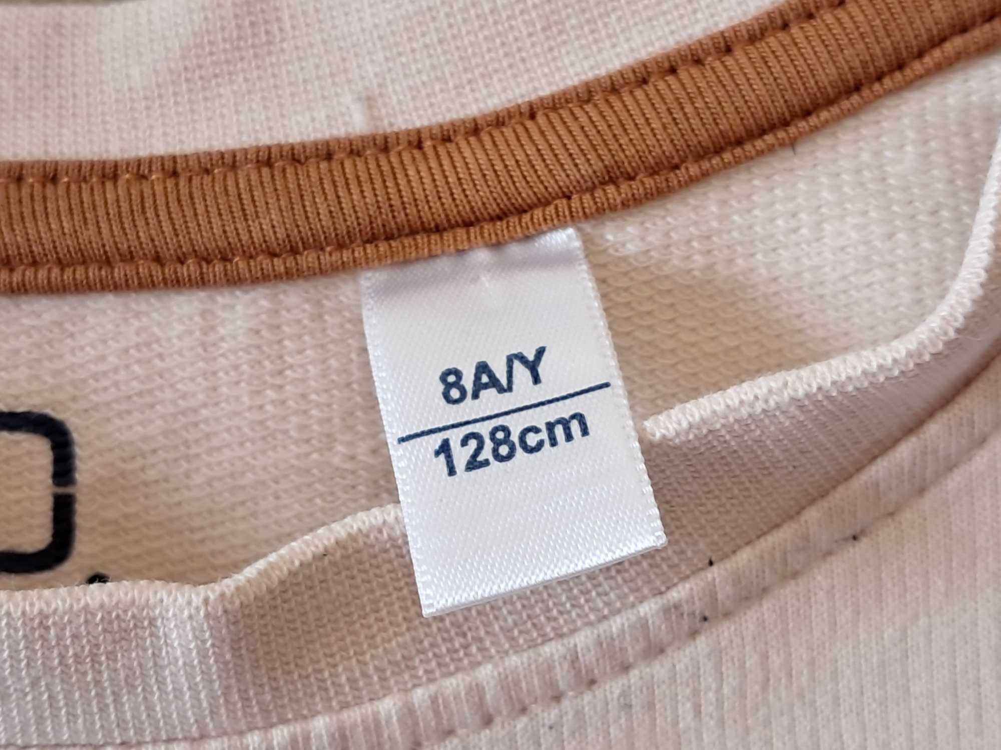 Доброго дня! Продам кофту для хлопчика в гарному стані.
