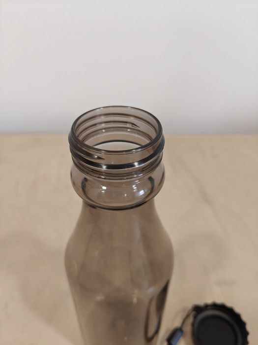 Cantil de caminhada 500ml — prático, leve e resistente