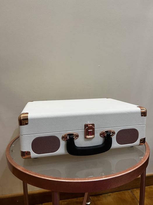 Продається програвач вінілових пластівок