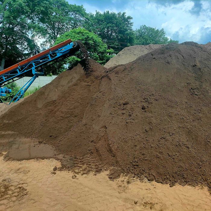 ZIEMIA przesiewana kruszywa ,kruszywa ozdobne, piasek opał transport