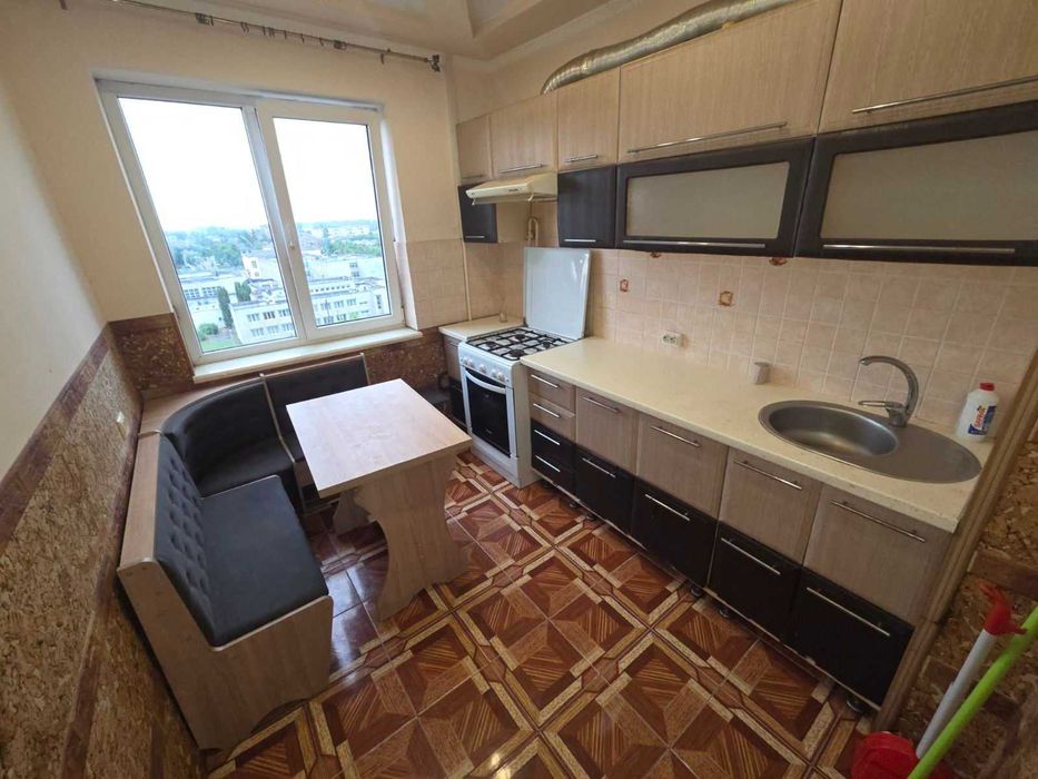 3-х кімнатна квартира смт. Добротвір