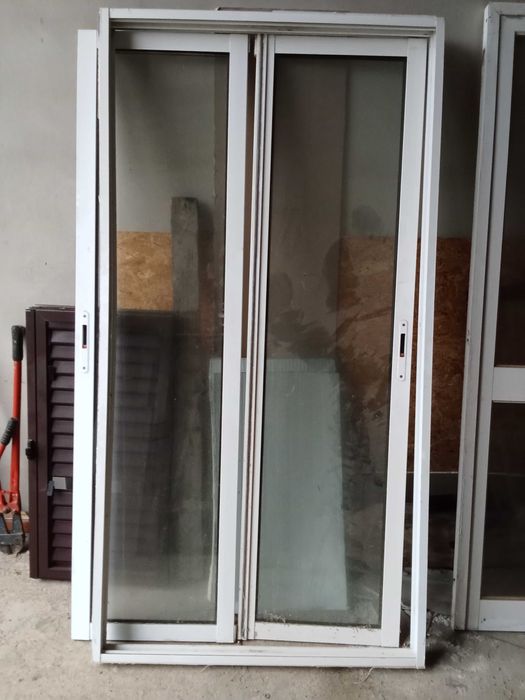 Janelas e portas em alumínio