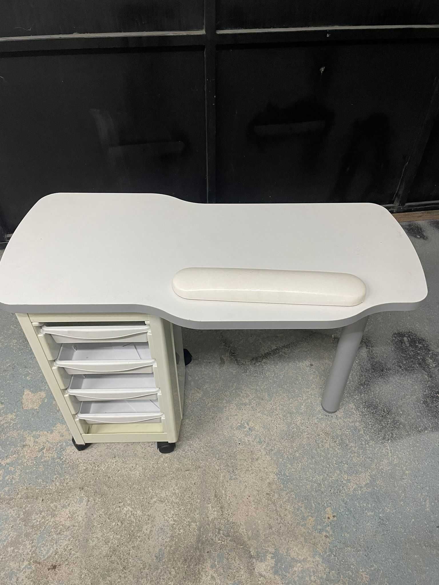 Mesa de manicure