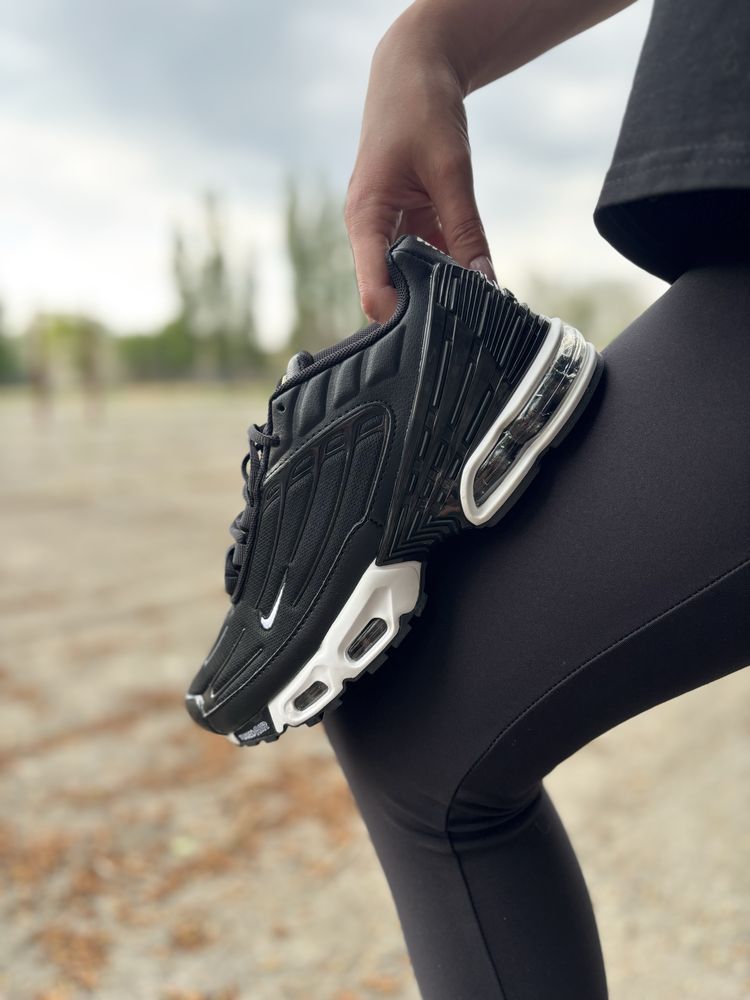 Чоловічі кросівки Nike Air Max Tn Plus 3 terrascape black white