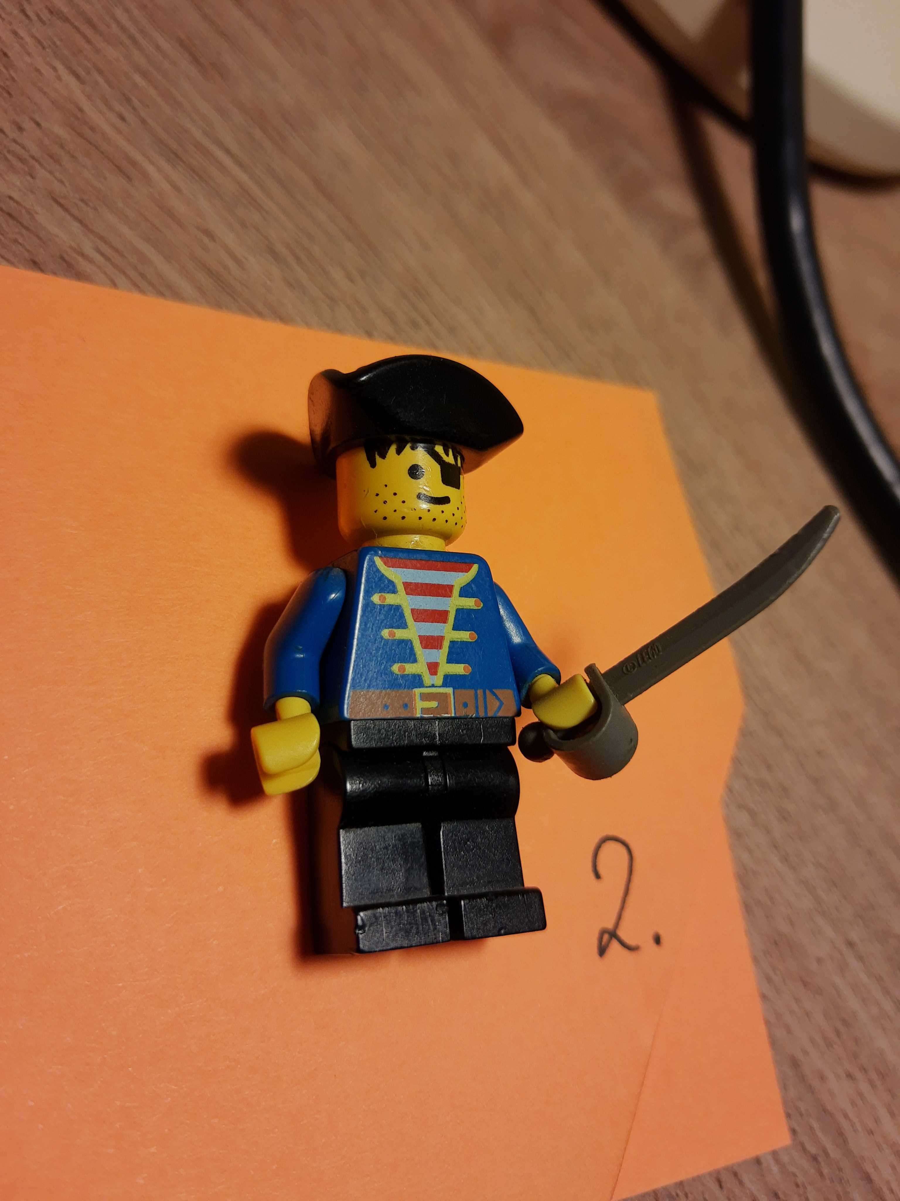 Lego figurka ludzik pirat