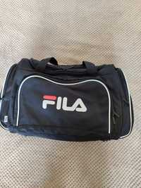 Спортивна сумка фірми Fila