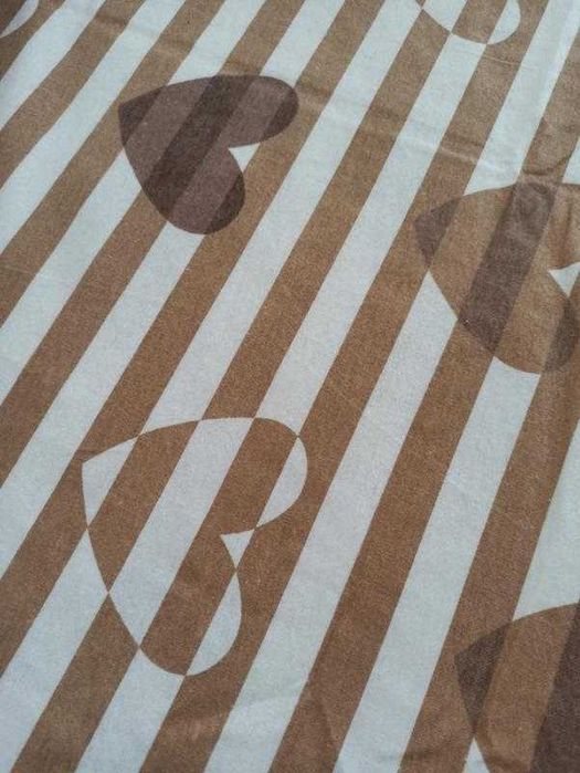 Постільна білизна із ніжної і теплої фланелевої тканини .