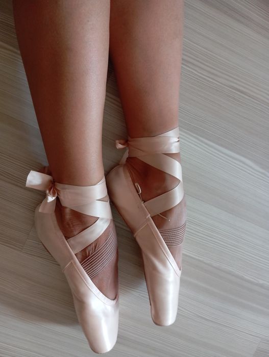 Прокат пуантів/костюму балерини для фотосесії (для дорослих)