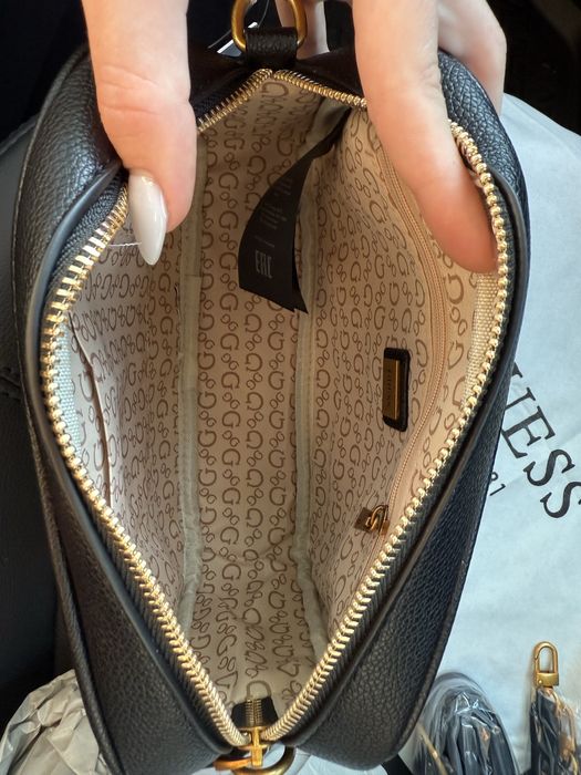 Сумка Guess жіноча мʼяка плотна крос боді безкаркасна