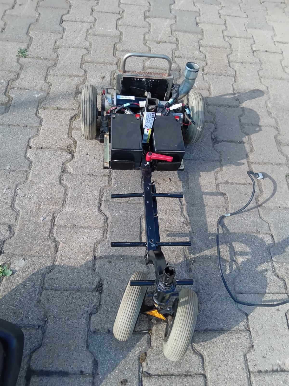 Elektrtyczny skuter inwalidzki