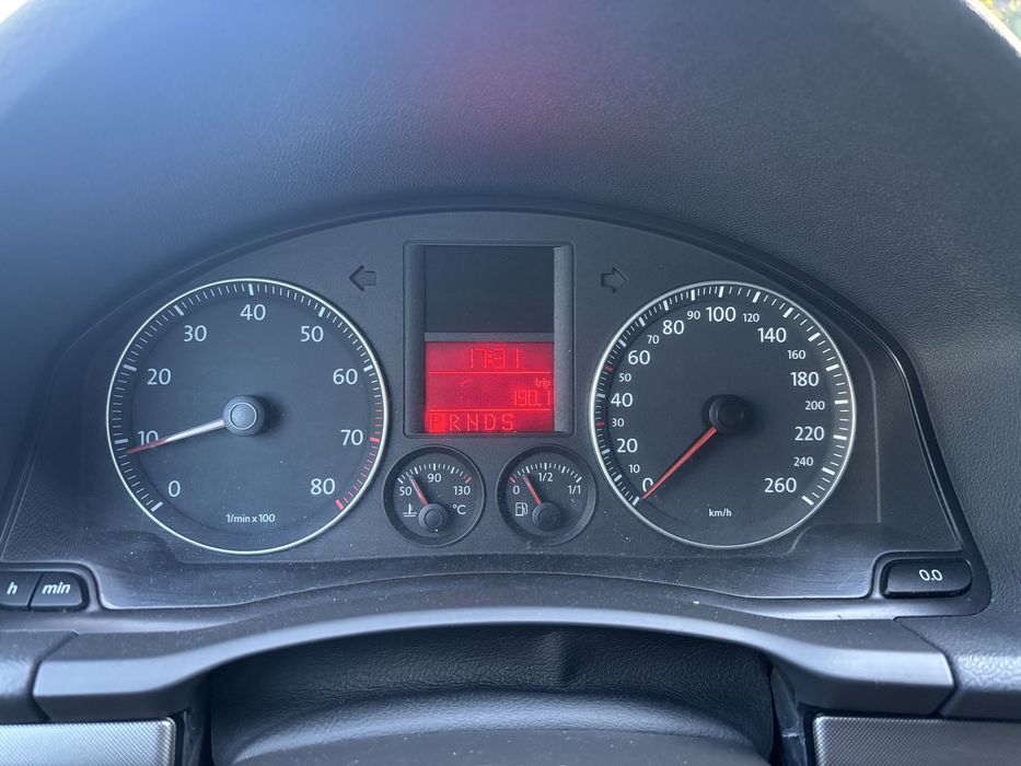 Golf 5 Автомат 1,6 МРі бензин