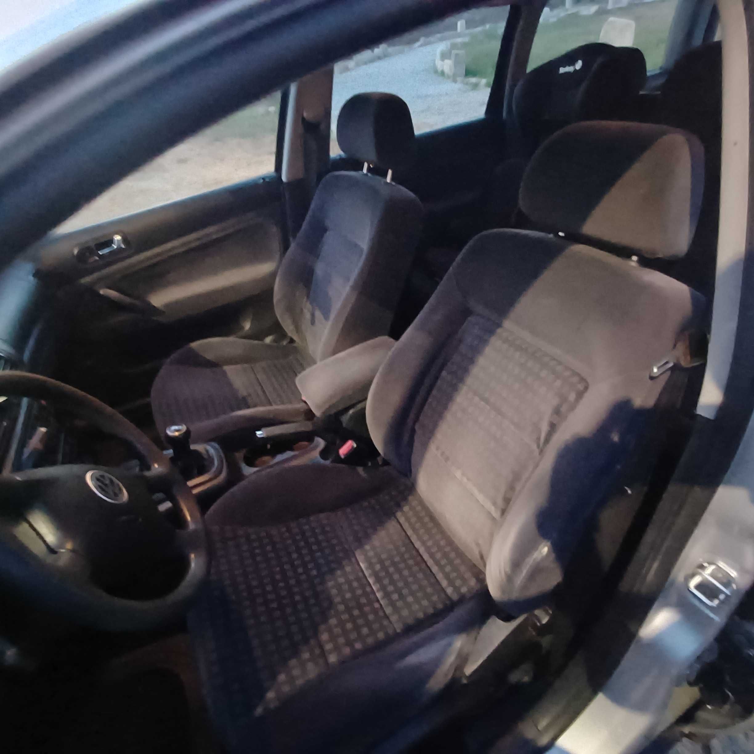 VW Passat PD 130