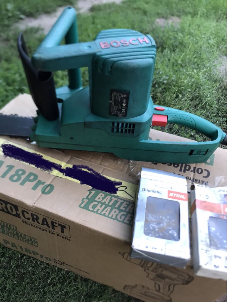 Электропила Bosch AKE 40S