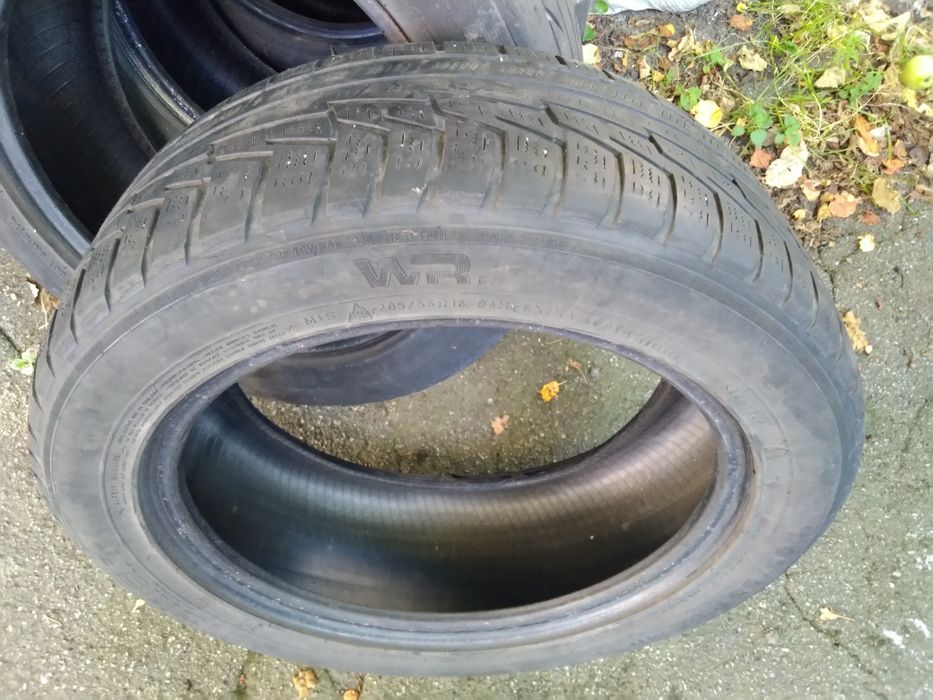 Демісезонні покришки Nokian 205/55R16 94H XL