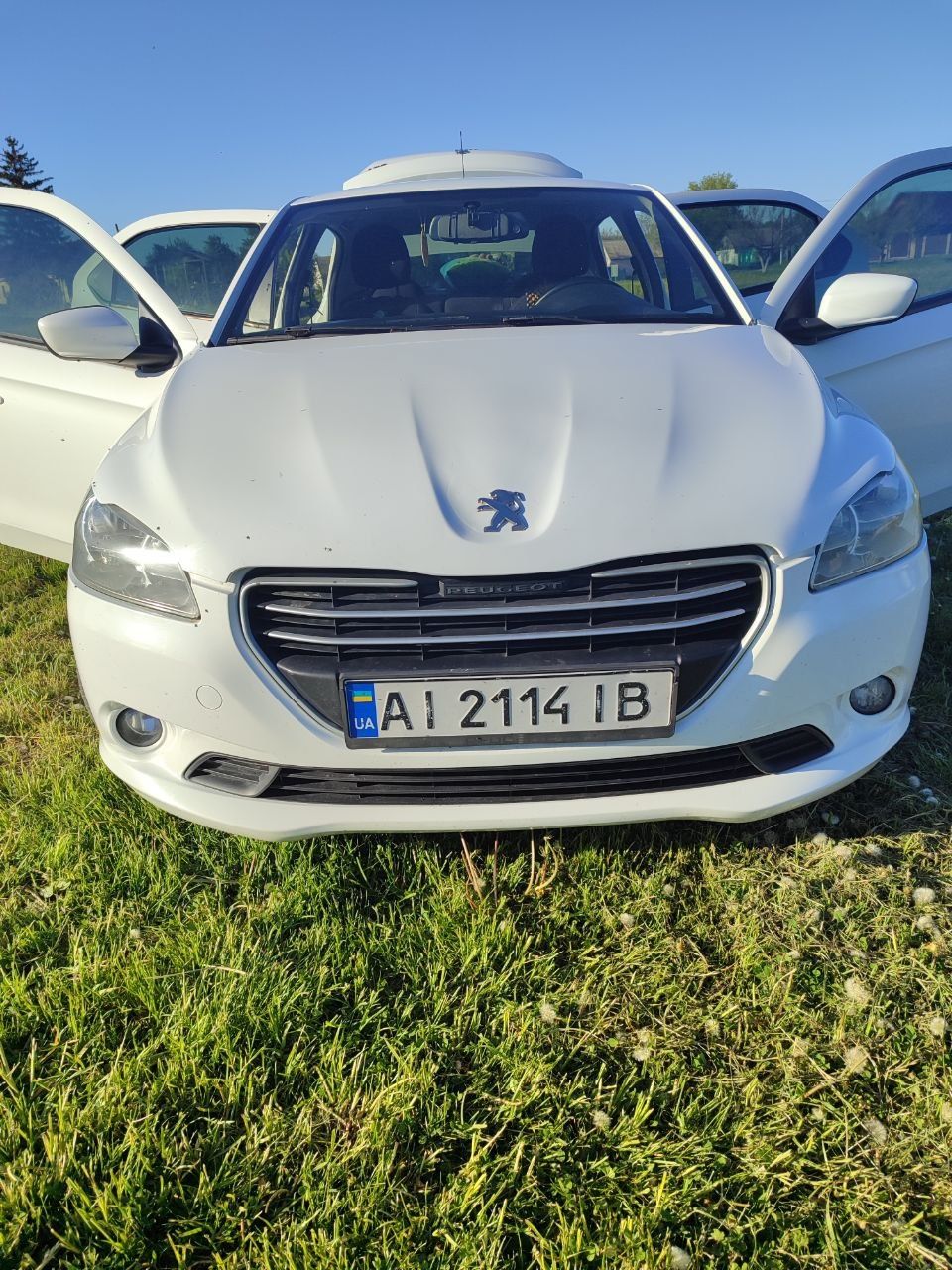 Peugeot 301 1.6 автомат