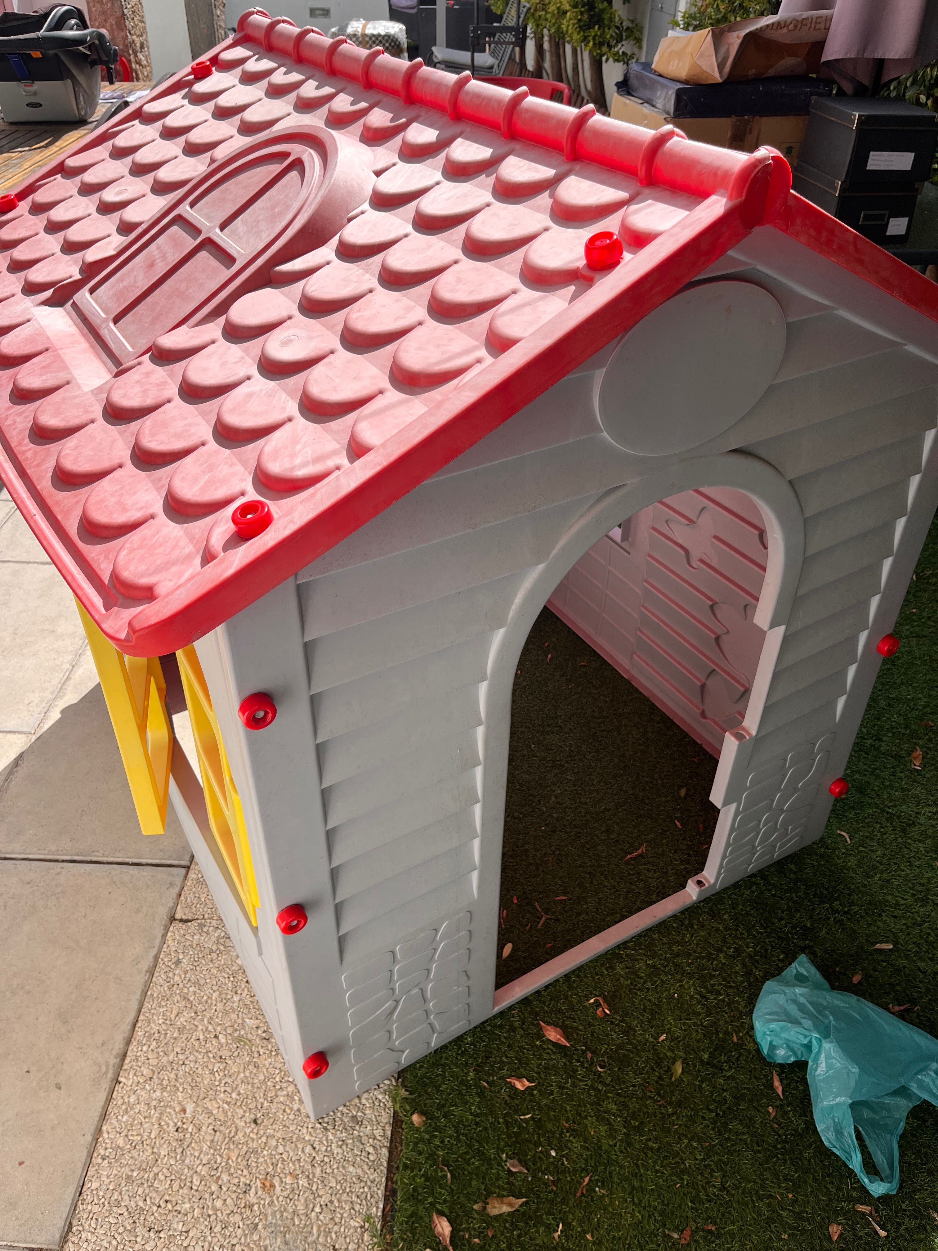 Casa de brinquedo - exterior