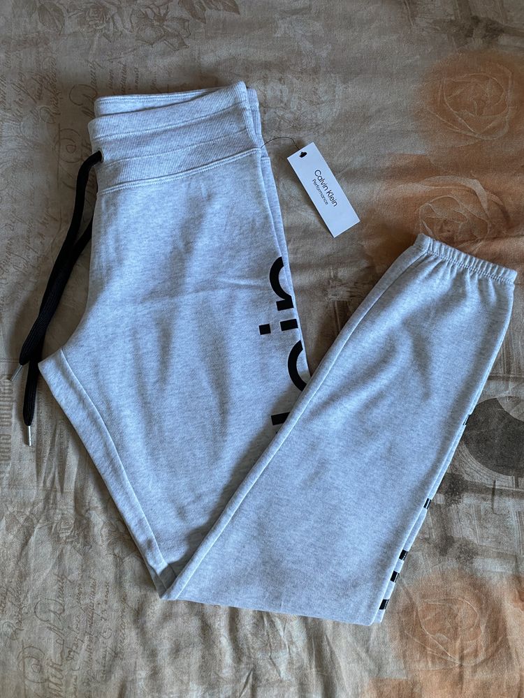 Спортивні штани Calvin Klein Performance