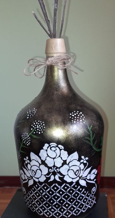 Garrafão pintado à mão