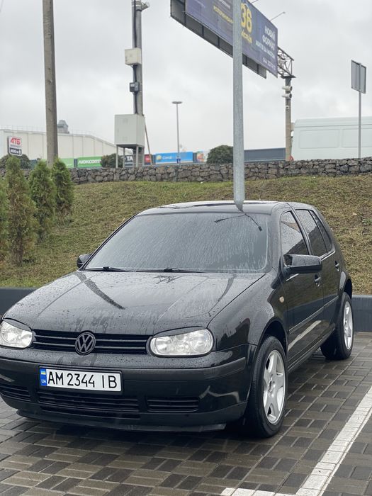 Golf 4 1999 року випуску