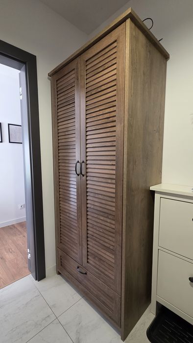 Szafa MANDERUP dwudrzwiowa, kolor dąb. DO NEGOCJACJI