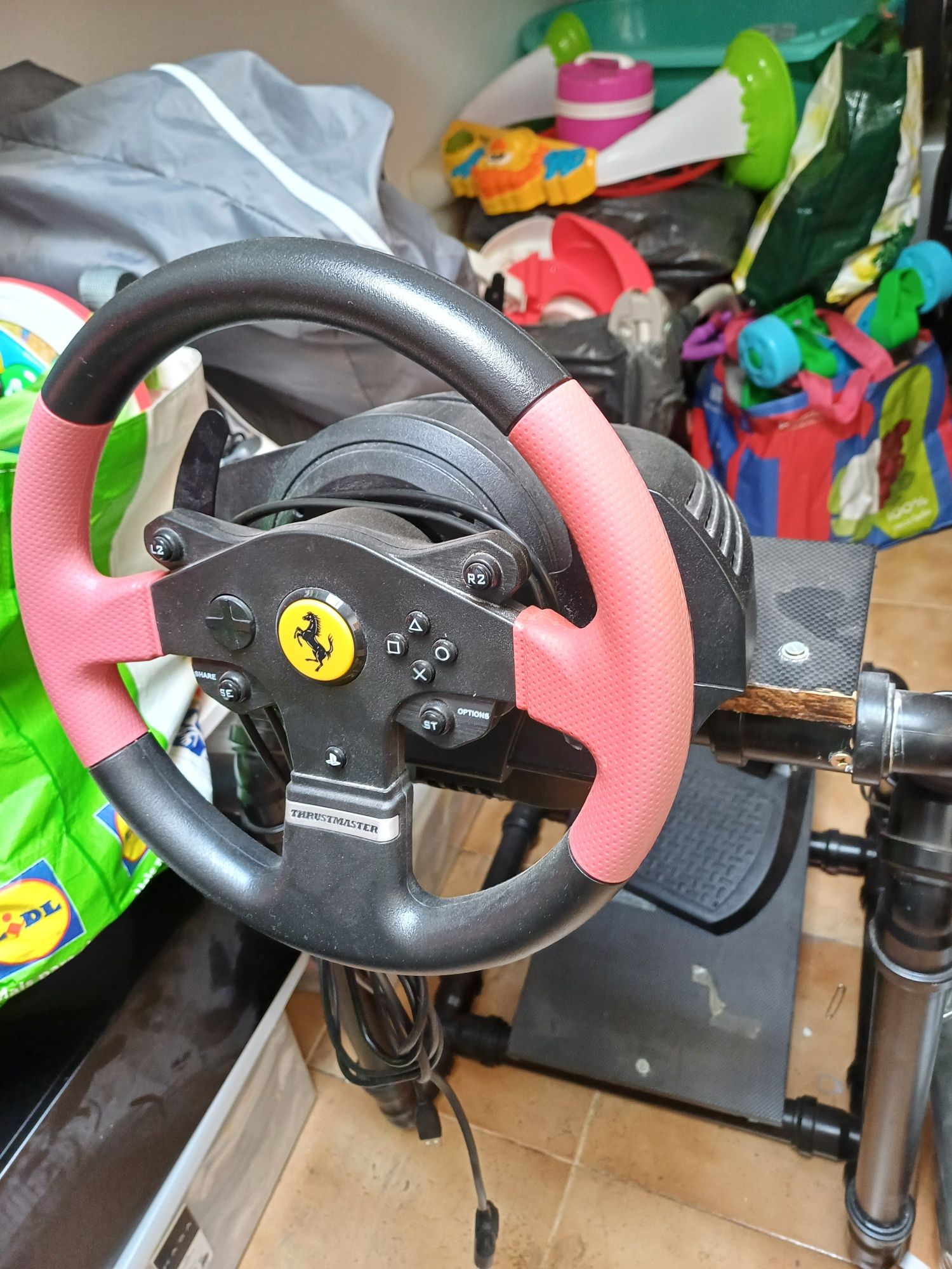 Vendo volante T150