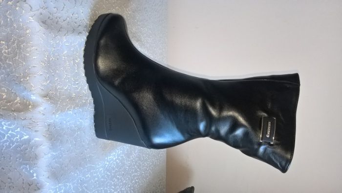 Чобітки жіночі шкіряні