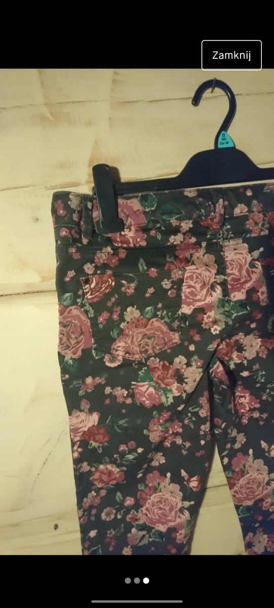 Nowe spodnie damskie w kwiaty,L, 40,C&a