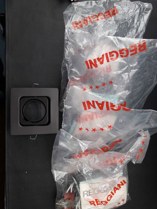 Oprawa sufitowa Reggiani aluminiowa 5szt.