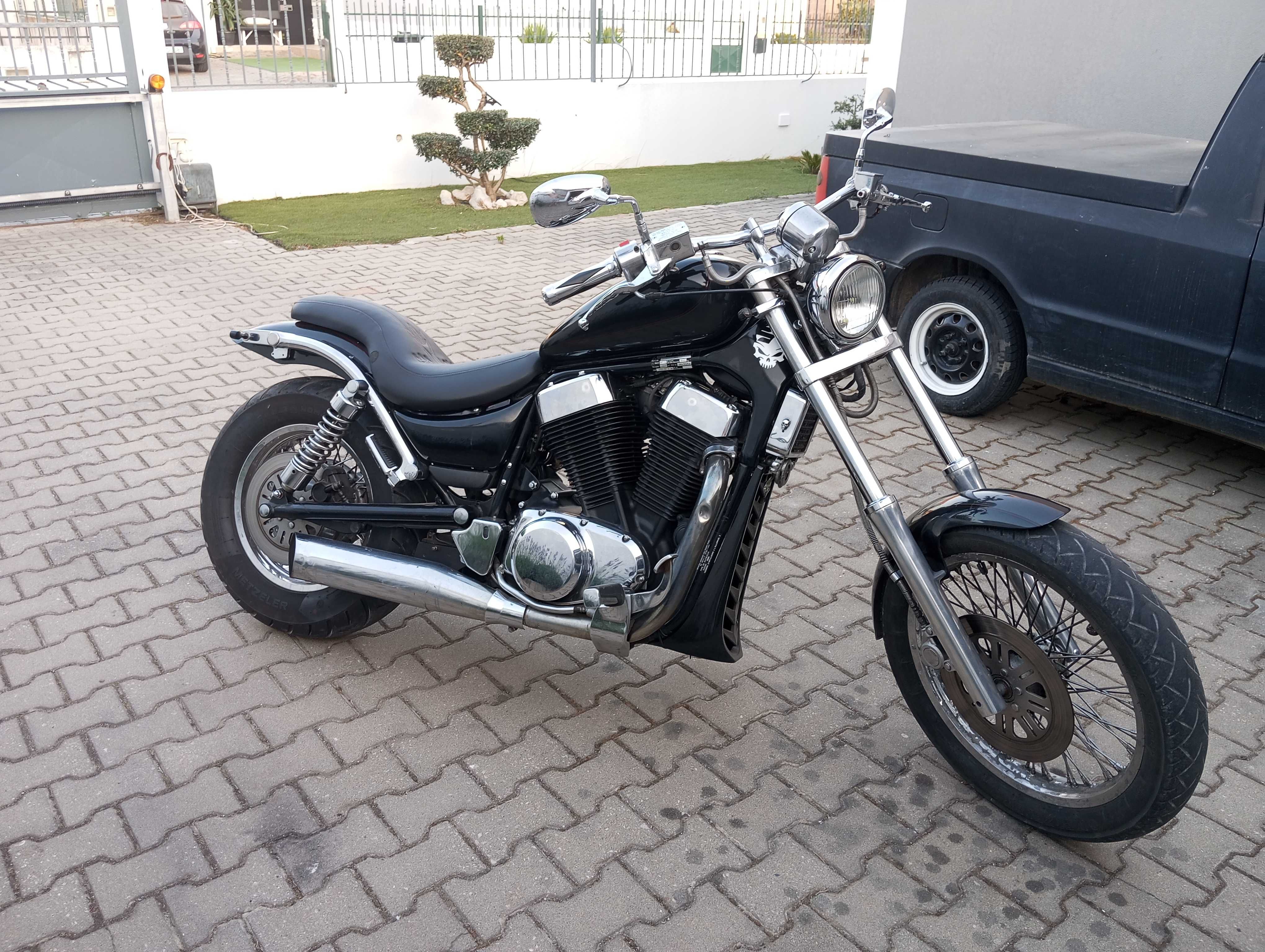 Suzuki Intruder 1400