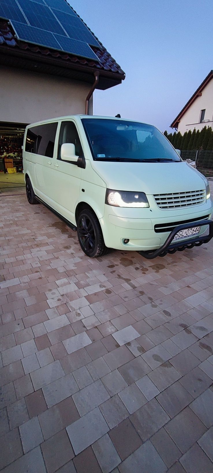 VW T5 Caravelle 2.5tdi 174km AUTOMAT 9os,  DŁUGI ,Cena do 13.07  , OKA
