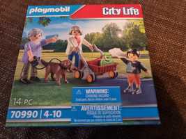 PLAYMOBIL City Life 70990. Dziadkowie z wnuczkiem
