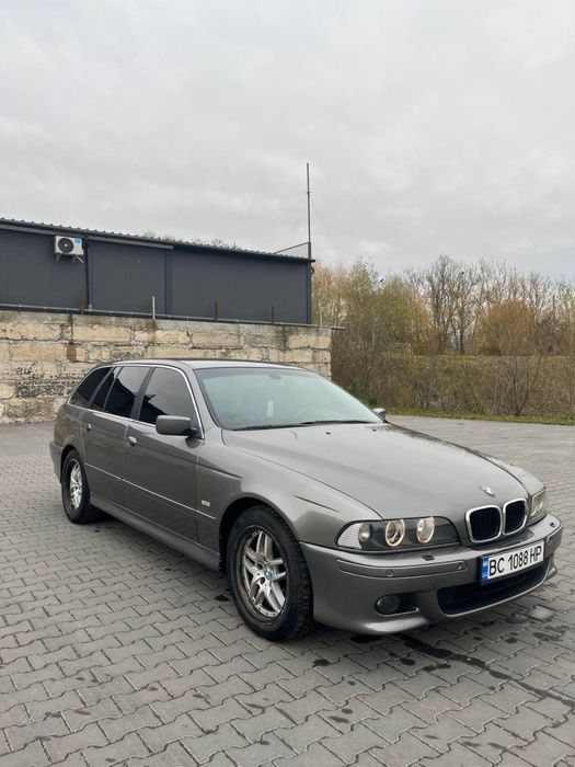 BMW e39 2002 рік автомат