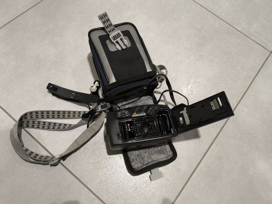 Pentax zoom 105 R - analogowy aparat