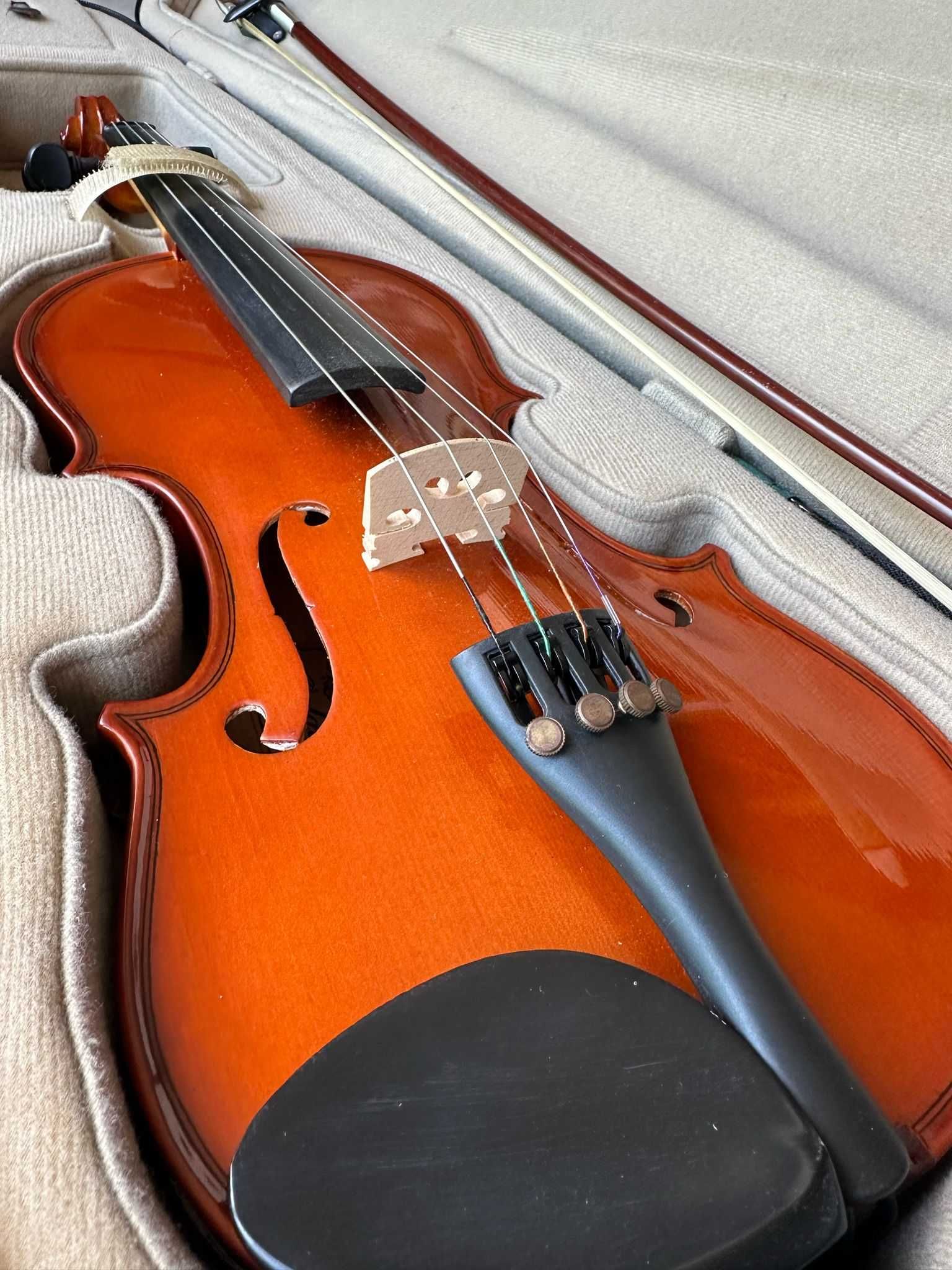 Violino, muito bem conservado