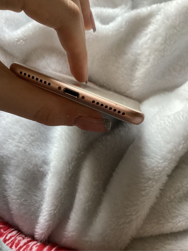 iphone 8 plus gold