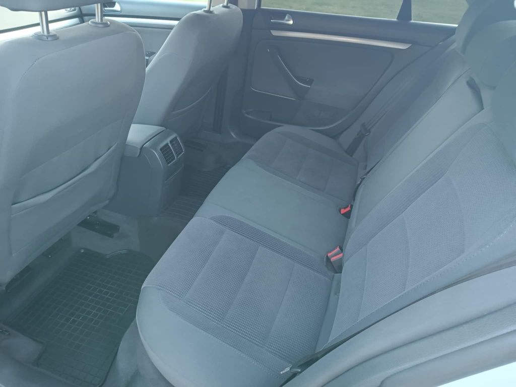 VW Jetta 1.6 GAZ 2005R.