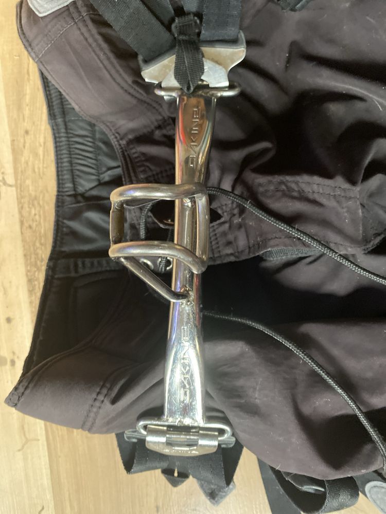 Trapez Dakine NITROUS  Roz 34 windsurfing