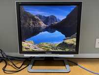 Монітор ViewSonic VX715 (дефект)