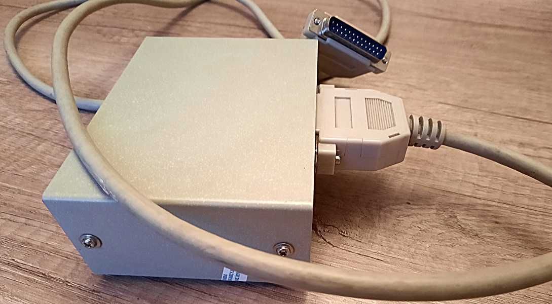 Przełącznik drukarek 2/1 Data Switch z kablem