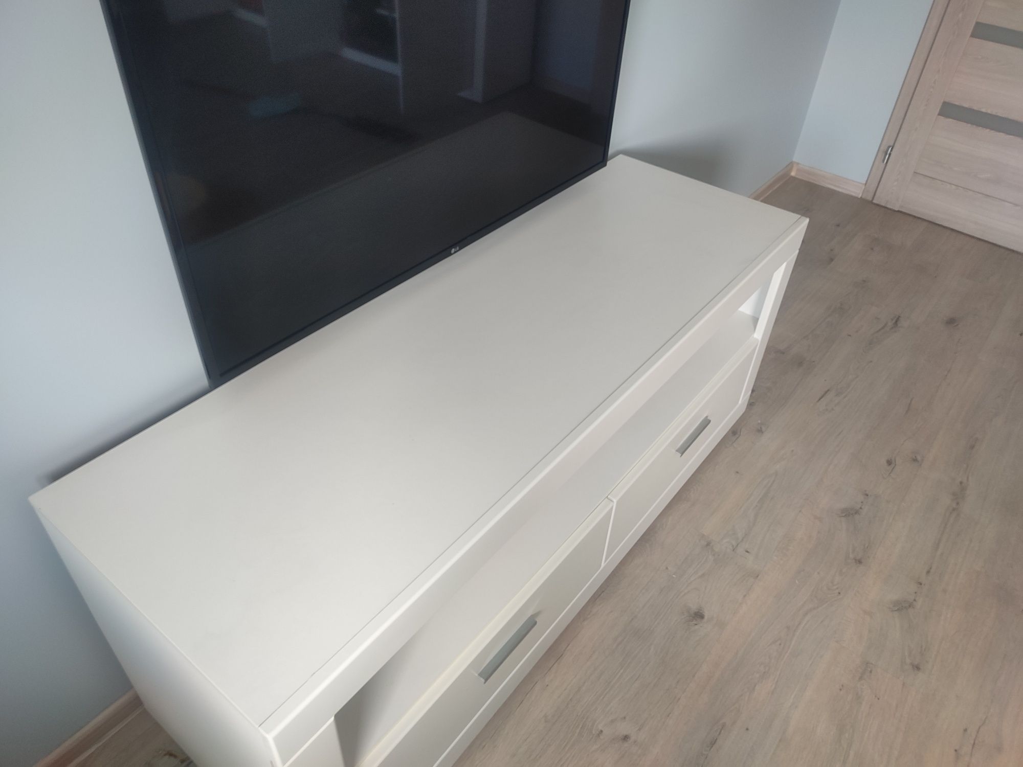 Szafka pod rtv biała